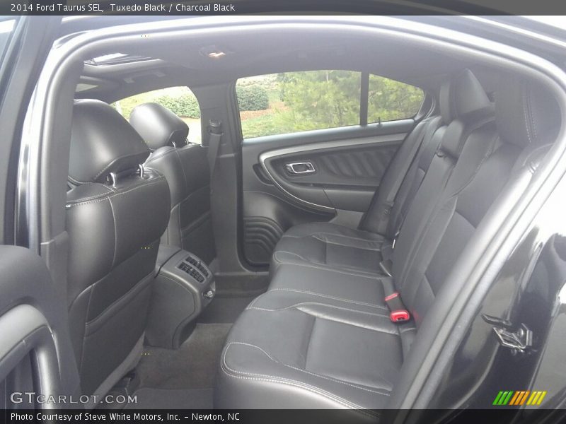 Tuxedo Black / Charcoal Black 2014 Ford Taurus SEL