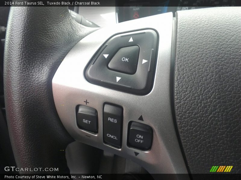 Tuxedo Black / Charcoal Black 2014 Ford Taurus SEL