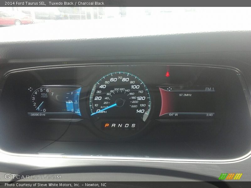 Tuxedo Black / Charcoal Black 2014 Ford Taurus SEL
