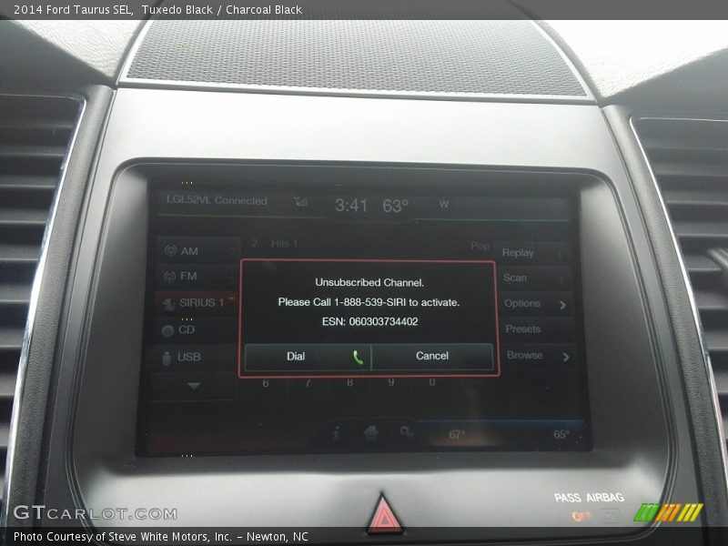 Tuxedo Black / Charcoal Black 2014 Ford Taurus SEL