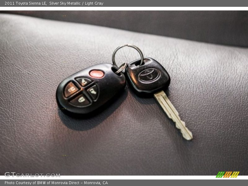 Silver Sky Metallic / Light Gray 2011 Toyota Sienna LE