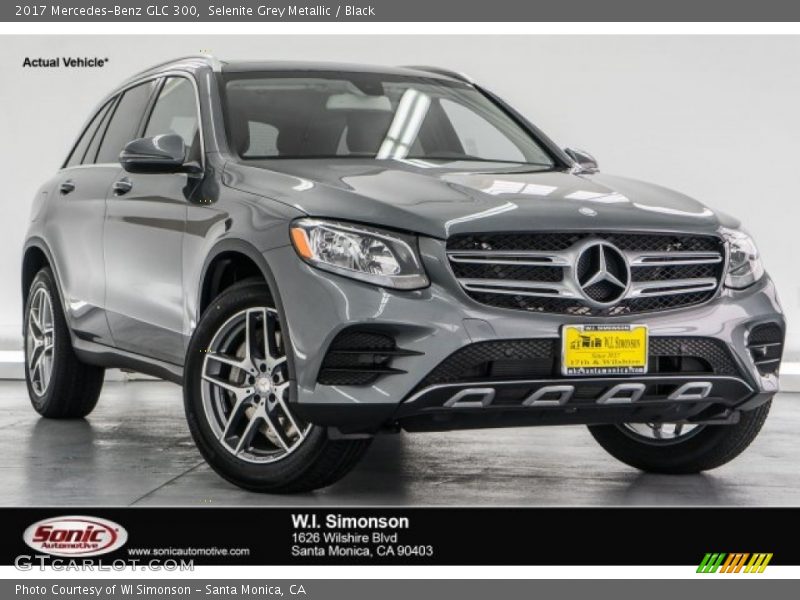 Selenite Grey Metallic / Black 2017 Mercedes-Benz GLC 300