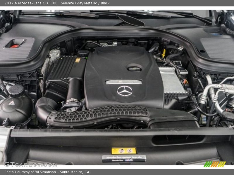 Selenite Grey Metallic / Black 2017 Mercedes-Benz GLC 300