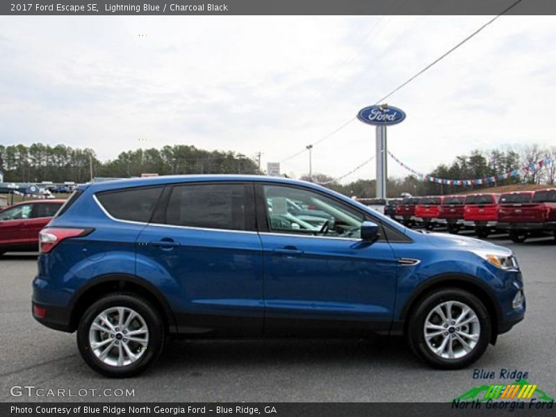 Lightning Blue / Charcoal Black 2017 Ford Escape SE