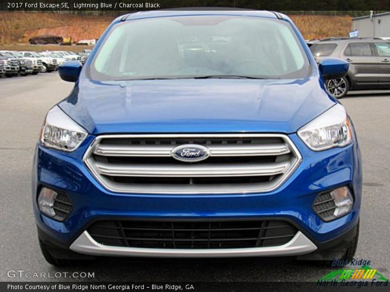 Lightning Blue / Charcoal Black 2017 Ford Escape SE