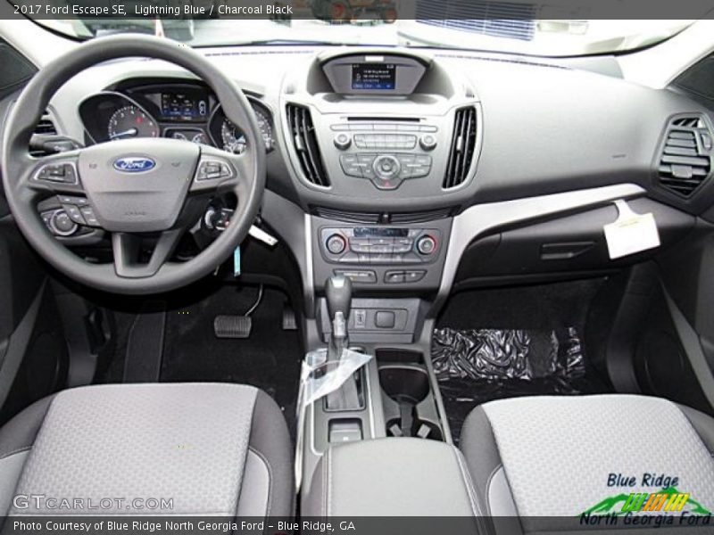 Lightning Blue / Charcoal Black 2017 Ford Escape SE