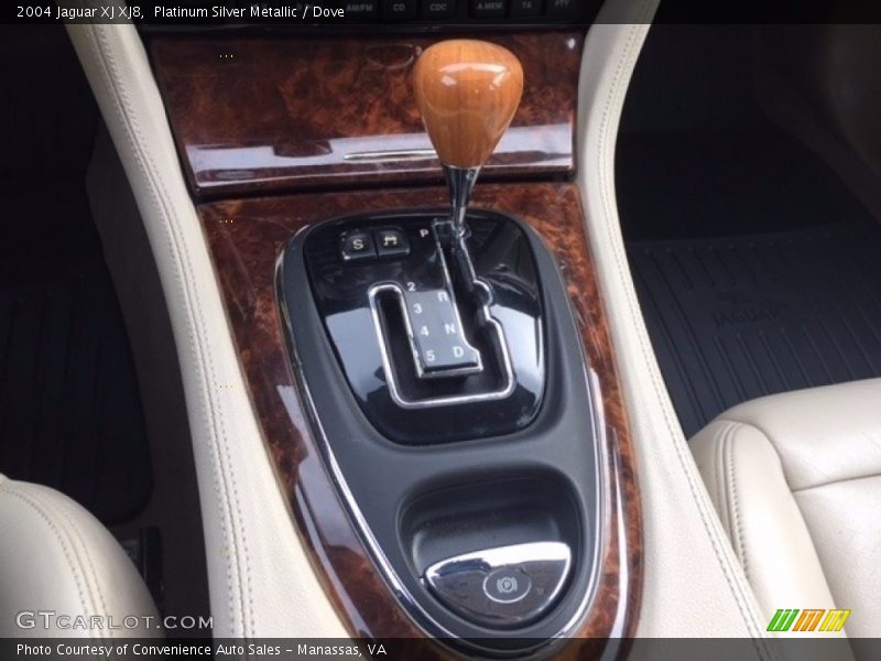 Platinum Silver Metallic / Dove 2004 Jaguar XJ XJ8