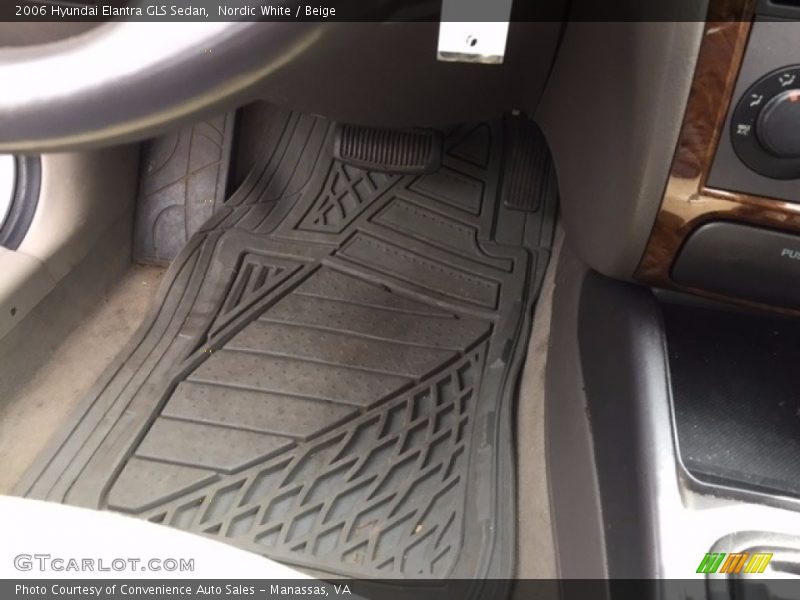 Nordic White / Beige 2006 Hyundai Elantra GLS Sedan