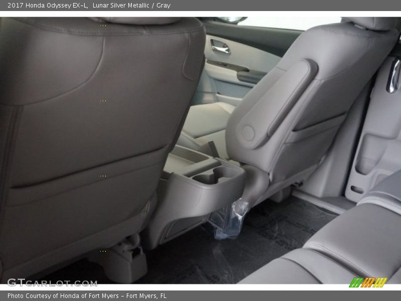 Lunar Silver Metallic / Gray 2017 Honda Odyssey EX-L