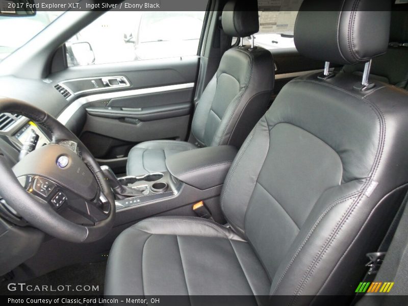 Ingot Silver / Ebony Black 2017 Ford Explorer XLT