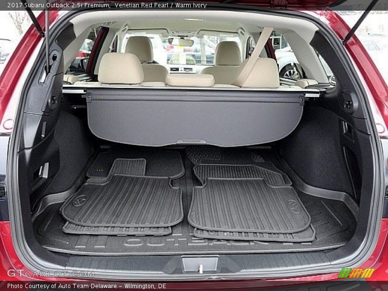 Venetian Red Pearl / Warm Ivory 2017 Subaru Outback 2.5i Premium