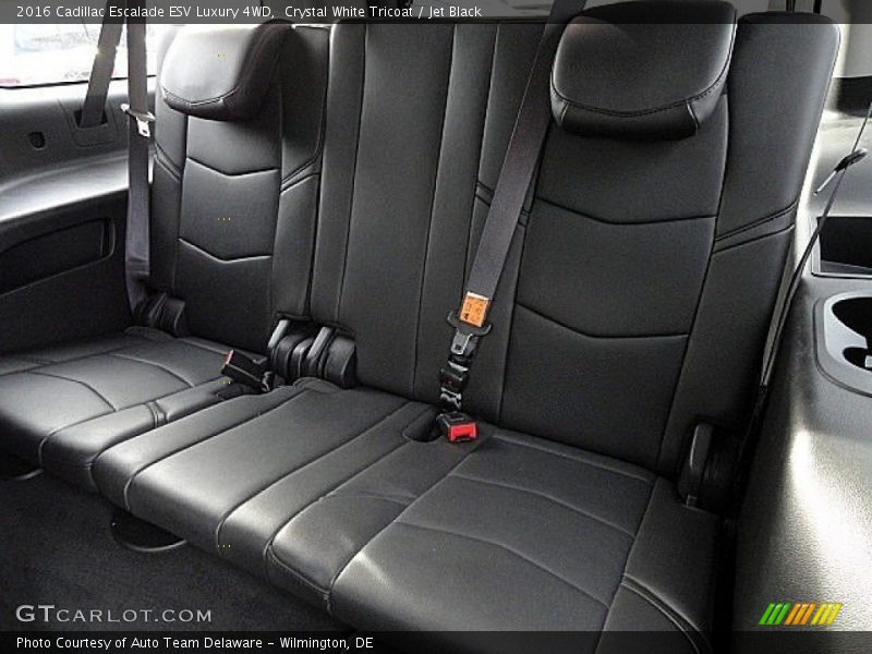 Crystal White Tricoat / Jet Black 2016 Cadillac Escalade ESV Luxury 4WD