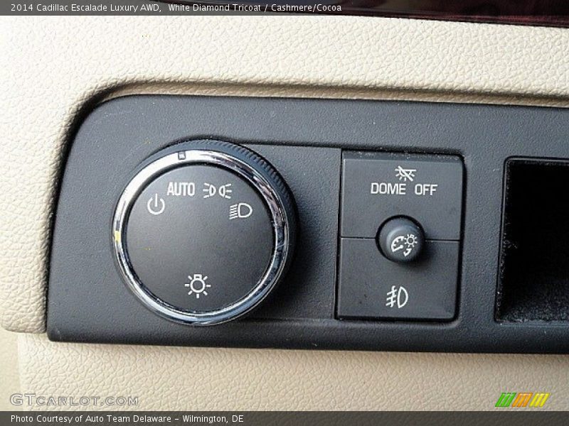 White Diamond Tricoat / Cashmere/Cocoa 2014 Cadillac Escalade Luxury AWD