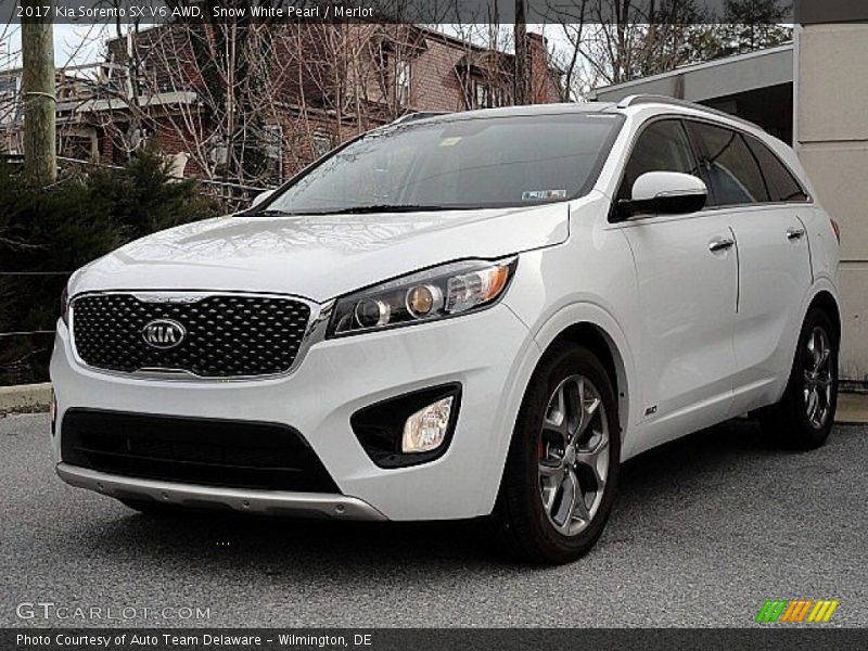 Front 3/4 View of 2017 Sorento SX V6 AWD