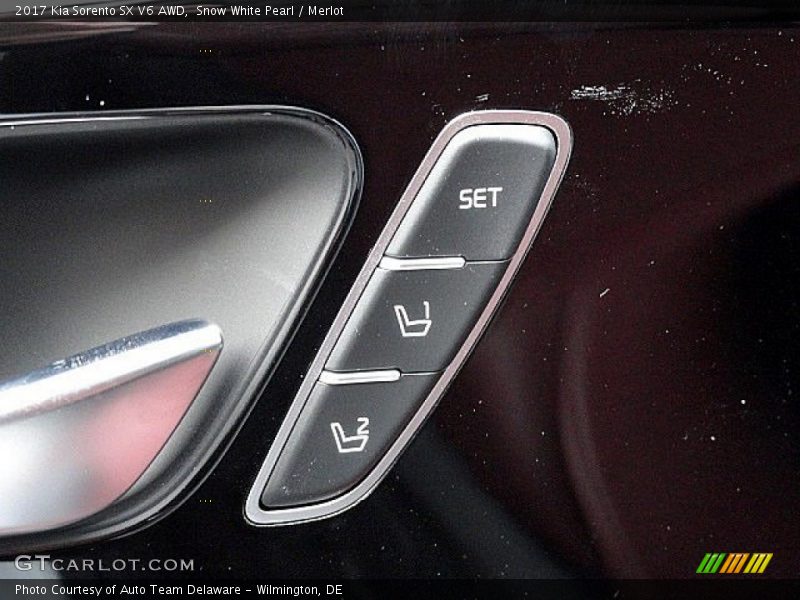 Controls of 2017 Sorento SX V6 AWD