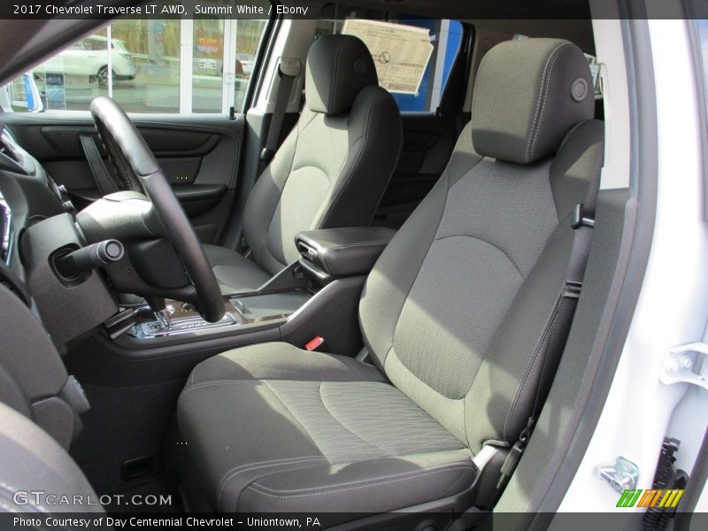 Summit White / Ebony 2017 Chevrolet Traverse LT AWD