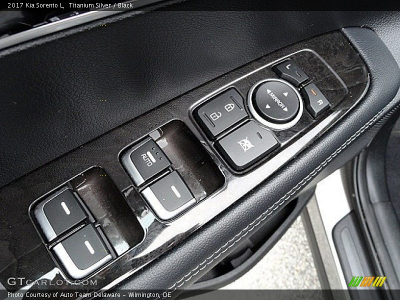 Controls of 2017 Sorento L