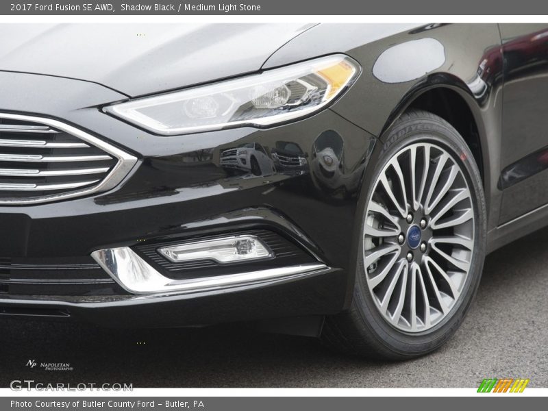 Shadow Black / Medium Light Stone 2017 Ford Fusion SE AWD