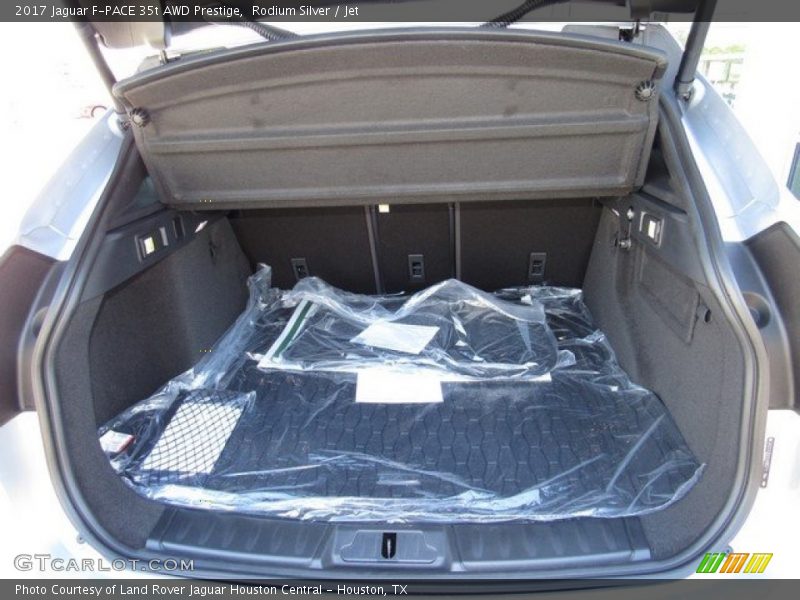 Rodium Silver / Jet 2017 Jaguar F-PACE 35t AWD Prestige