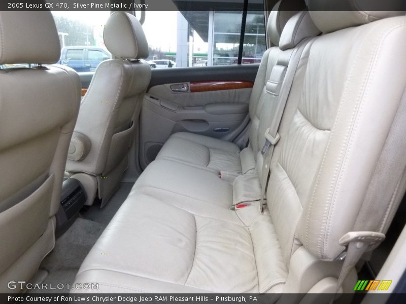Silver Pine Metallic / Ivory 2005 Lexus GX 470
