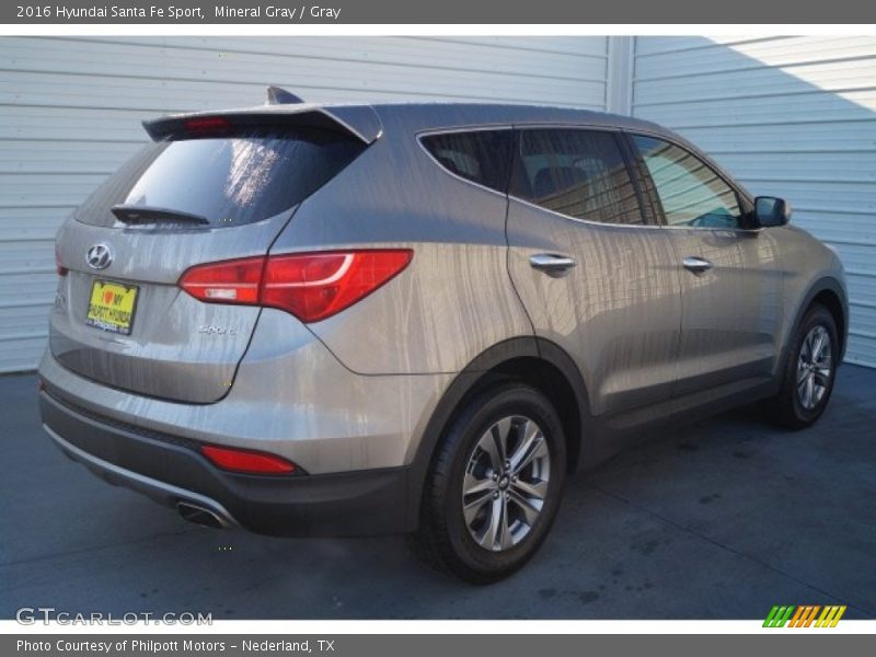 Mineral Gray / Gray 2016 Hyundai Santa Fe Sport