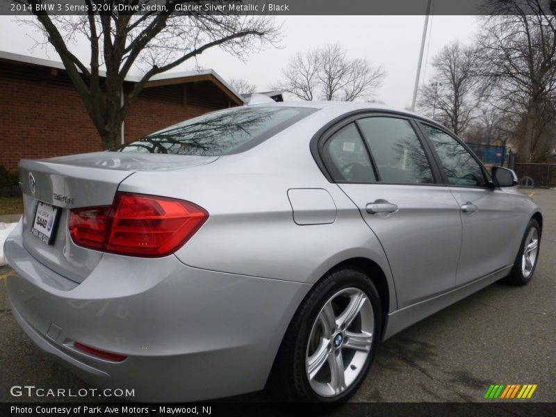 Glacier Silver Metallic / Black 2014 BMW 3 Series 320i xDrive Sedan