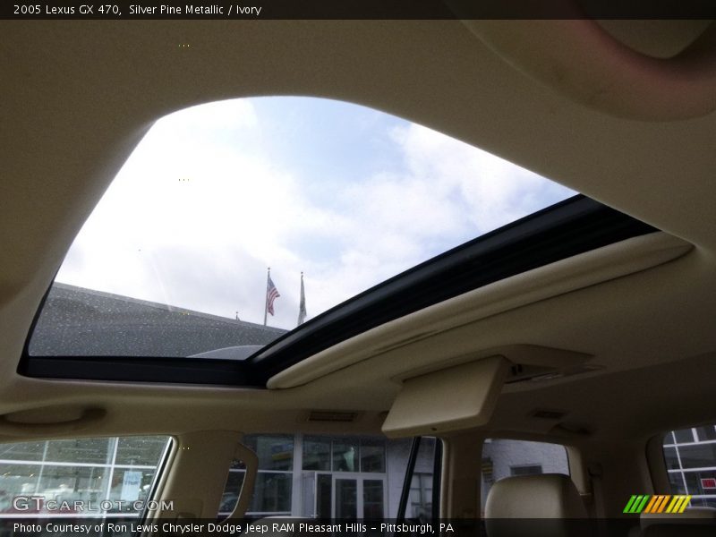 Silver Pine Metallic / Ivory 2005 Lexus GX 470