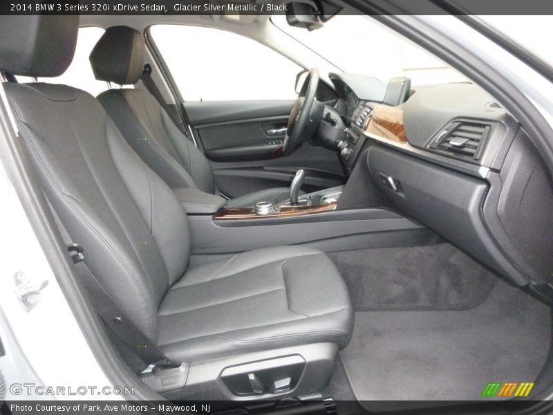 Glacier Silver Metallic / Black 2014 BMW 3 Series 320i xDrive Sedan