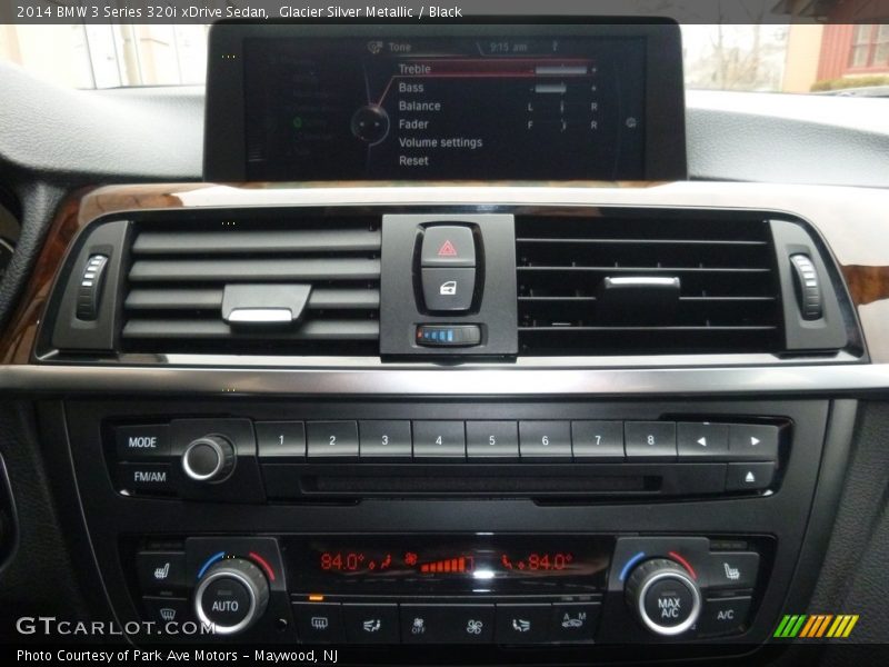 Glacier Silver Metallic / Black 2014 BMW 3 Series 320i xDrive Sedan