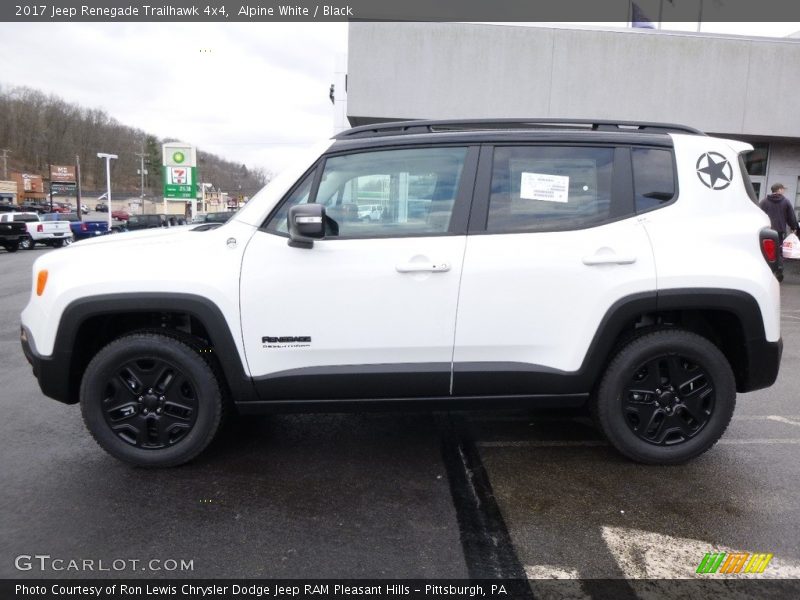 Alpine White / Black 2017 Jeep Renegade Trailhawk 4x4