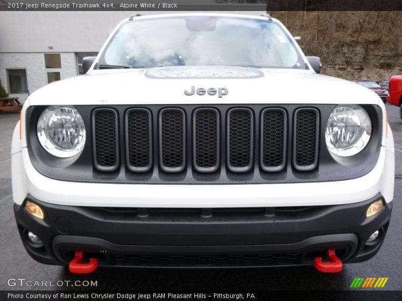 Alpine White / Black 2017 Jeep Renegade Trailhawk 4x4