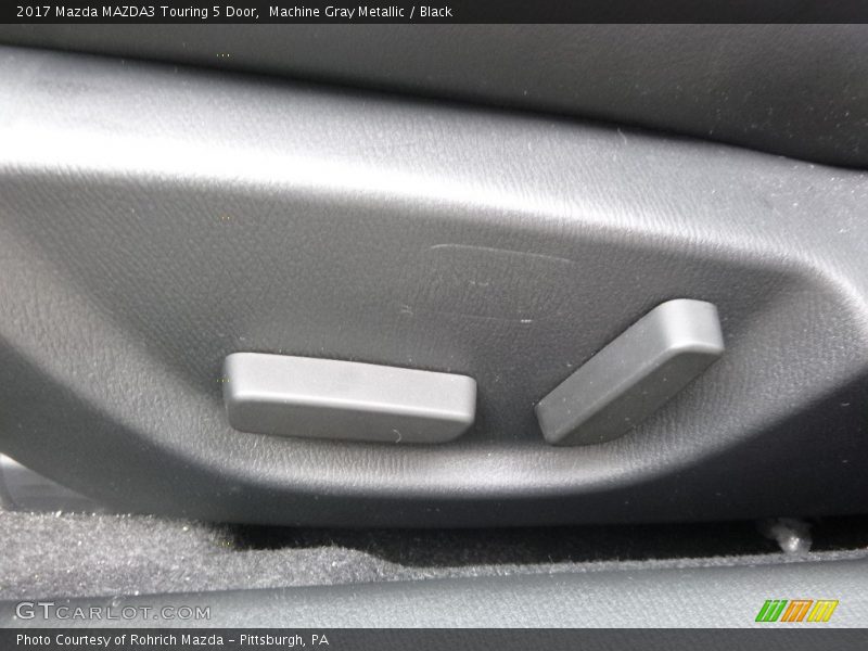 Machine Gray Metallic / Black 2017 Mazda MAZDA3 Touring 5 Door