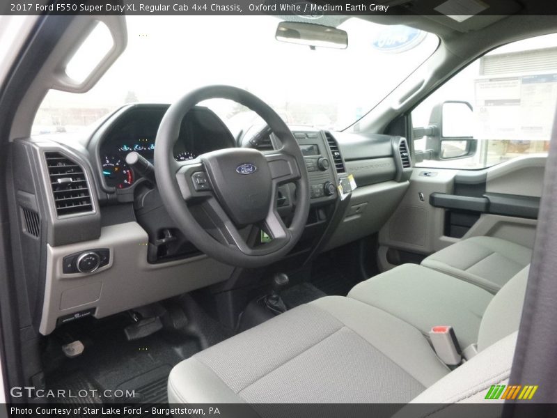  2017 F550 Super Duty XL Regular Cab 4x4 Chassis Medium Earth Gray Interior