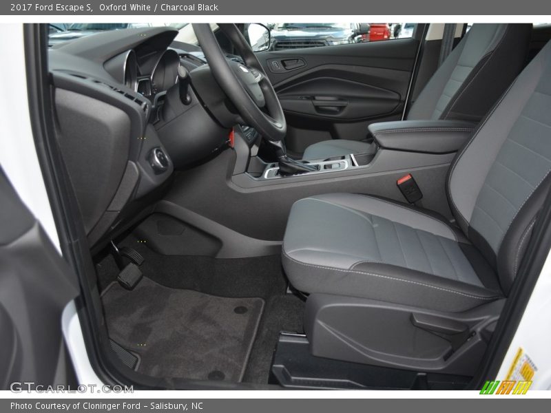 Oxford White / Charcoal Black 2017 Ford Escape S