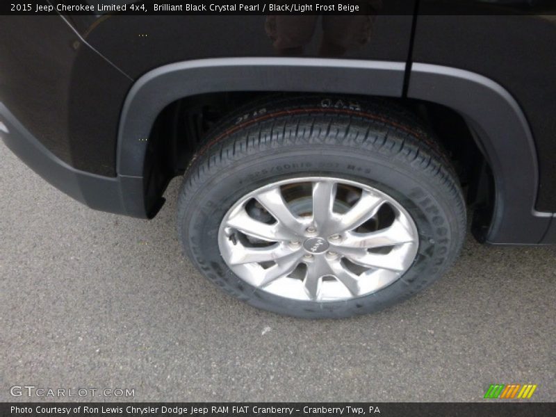Brilliant Black Crystal Pearl / Black/Light Frost Beige 2015 Jeep Cherokee Limited 4x4
