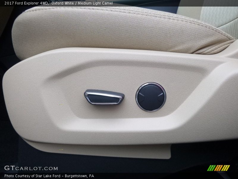 Oxford White / Medium Light Camel 2017 Ford Explorer 4WD