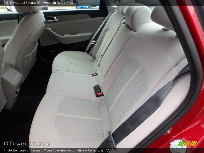 Venetian Red / Gray 2016 Hyundai Sonata SE
