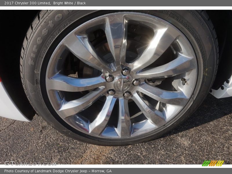 Bright White / Black 2017 Chrysler 300 Limited