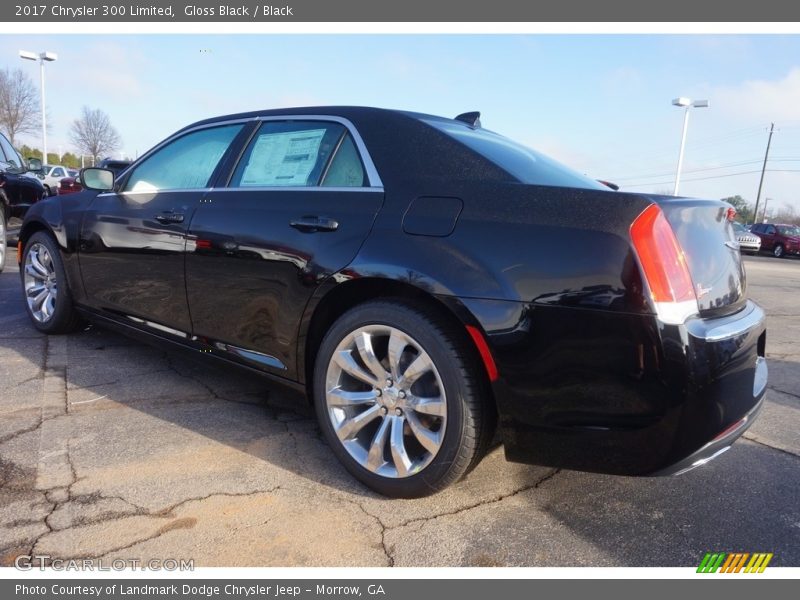 Gloss Black / Black 2017 Chrysler 300 Limited