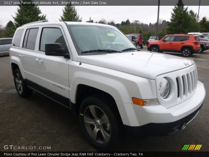 Bright White / Dark Slate Gray 2017 Jeep Patriot High Altitude 4x4