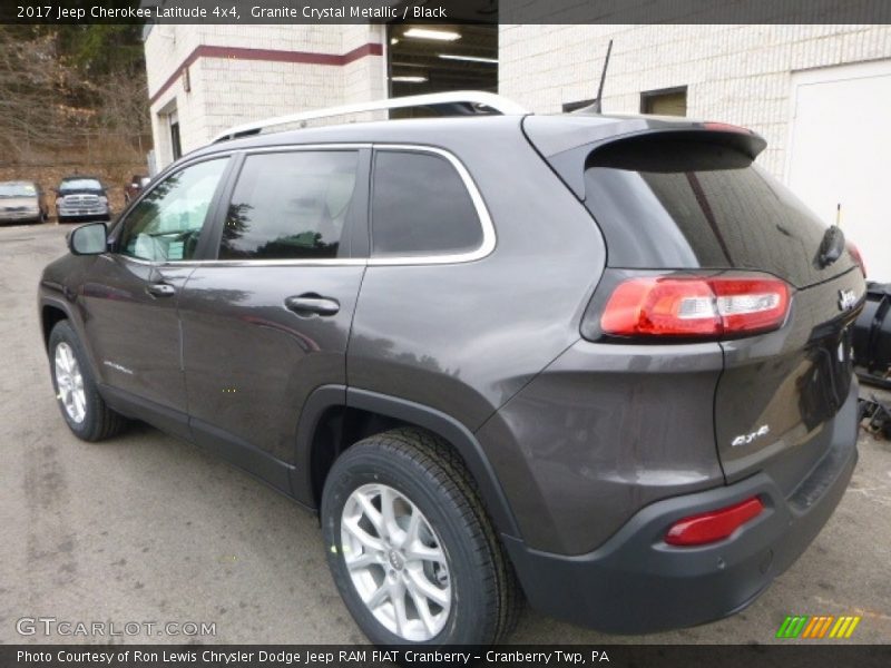 Granite Crystal Metallic / Black 2017 Jeep Cherokee Latitude 4x4