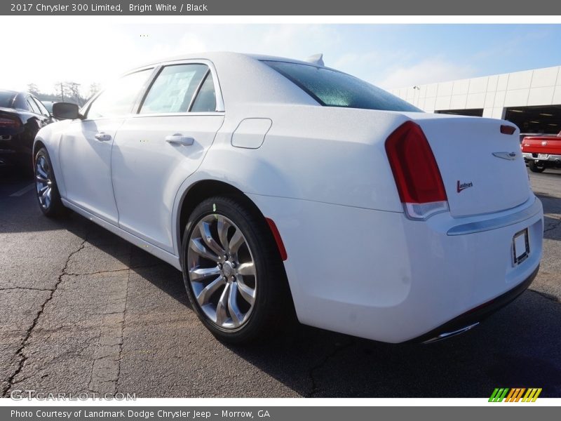 Bright White / Black 2017 Chrysler 300 Limited