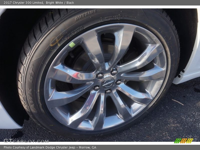 Bright White / Black 2017 Chrysler 300 Limited