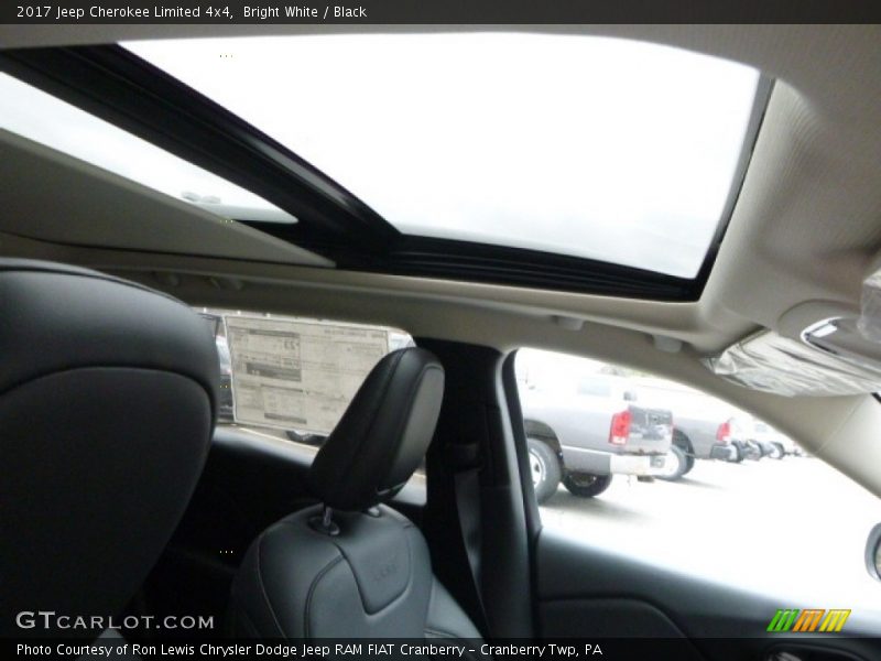 Bright White / Black 2017 Jeep Cherokee Limited 4x4