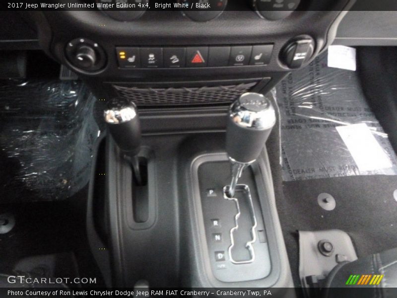 Bright White / Black 2017 Jeep Wrangler Unlimited Winter Edition 4x4
