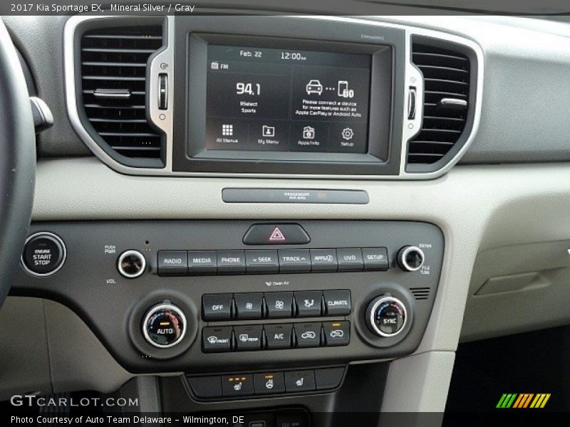 Mineral Silver / Gray 2017 Kia Sportage EX