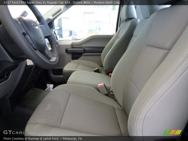 Oxford White / Medium Earth Gray 2017 Ford F350 Super Duty XL Regular Cab 4x4