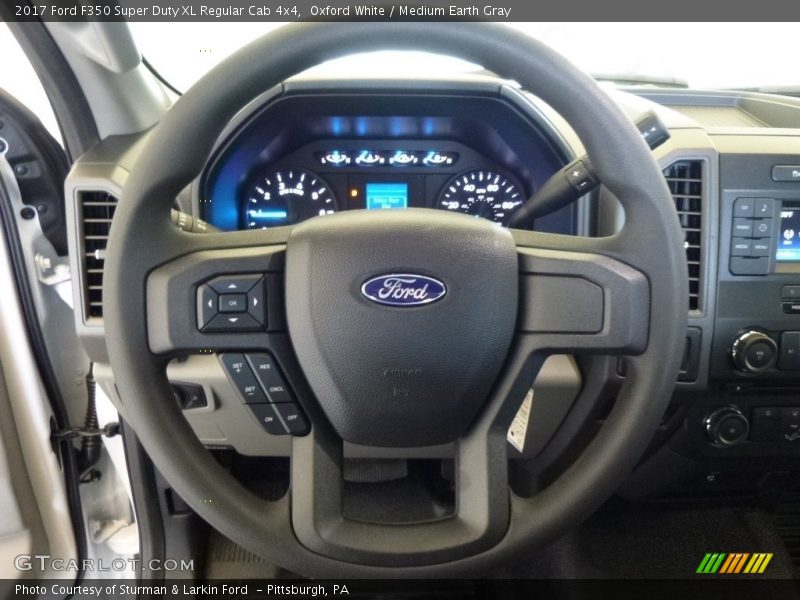 Oxford White / Medium Earth Gray 2017 Ford F350 Super Duty XL Regular Cab 4x4