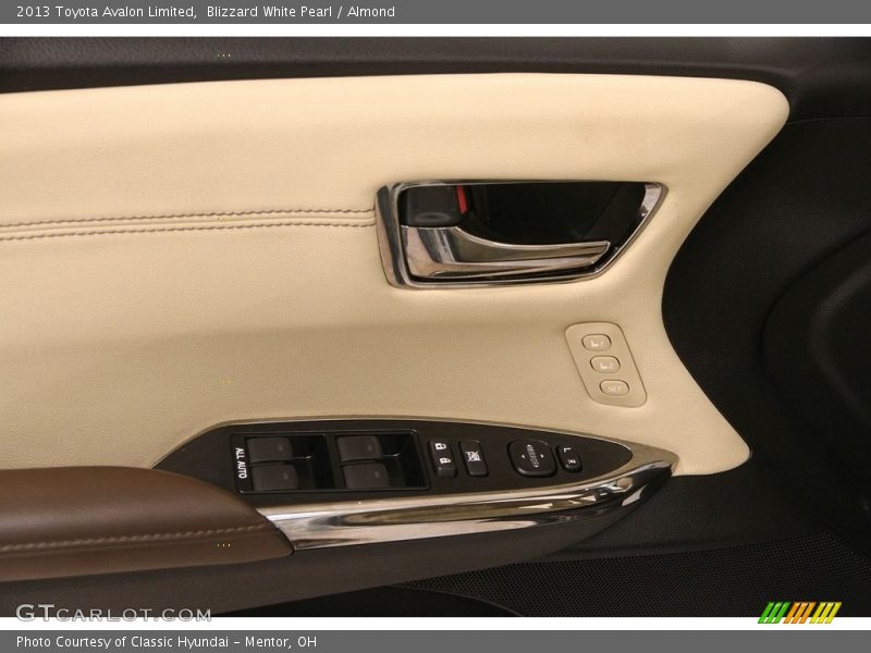 Blizzard White Pearl / Almond 2013 Toyota Avalon Limited