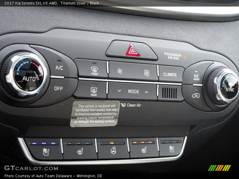 Titanium Silver / Black 2017 Kia Sorento SXL V6 AWD